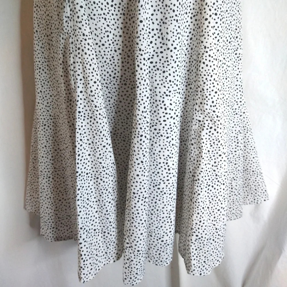 Comfortable Dotted Sun Dress NWT ๐ - Picture 5 of 14
